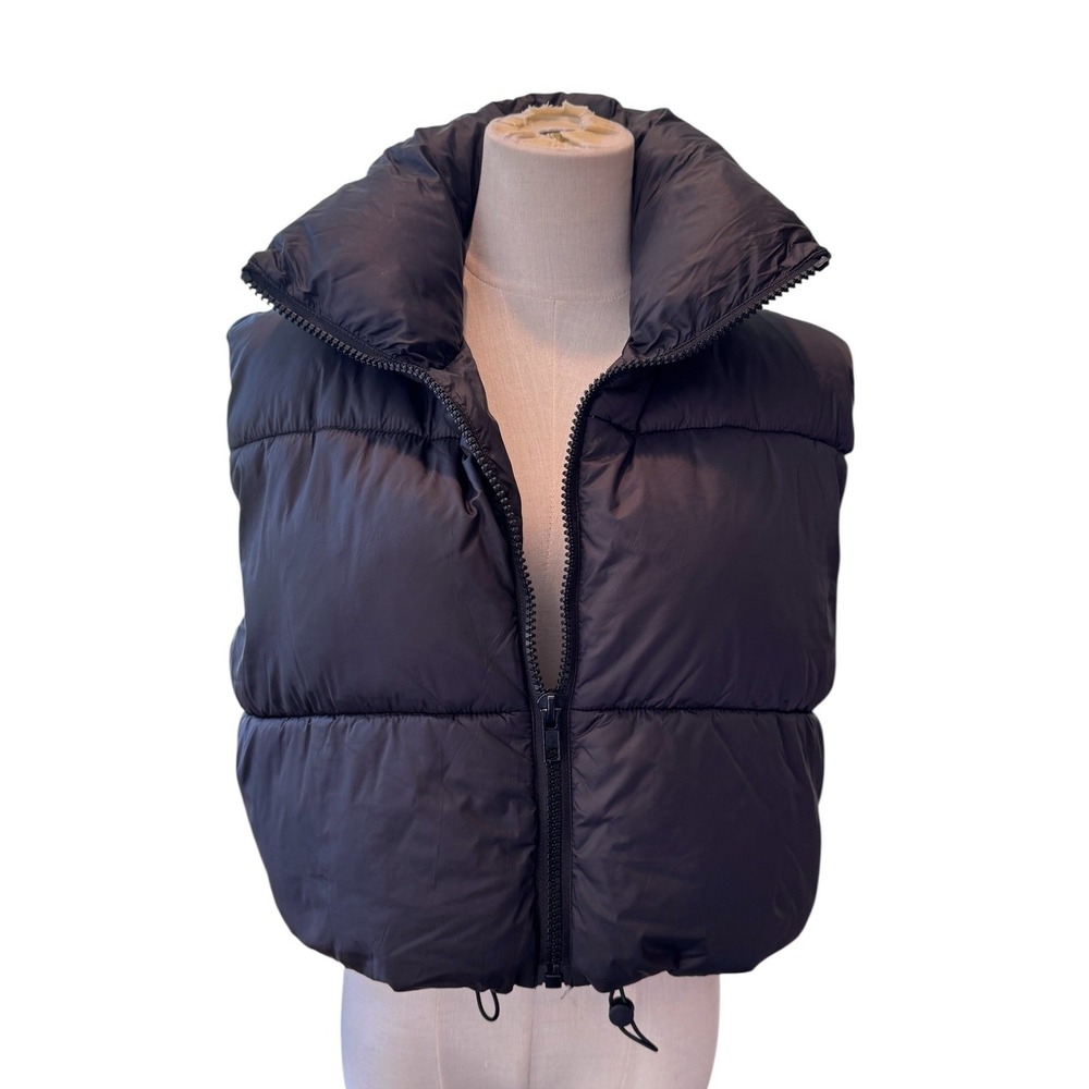 Black Cropped Puffer Vest Sleeveless Padded Jacket Large Full Zip Adjustable